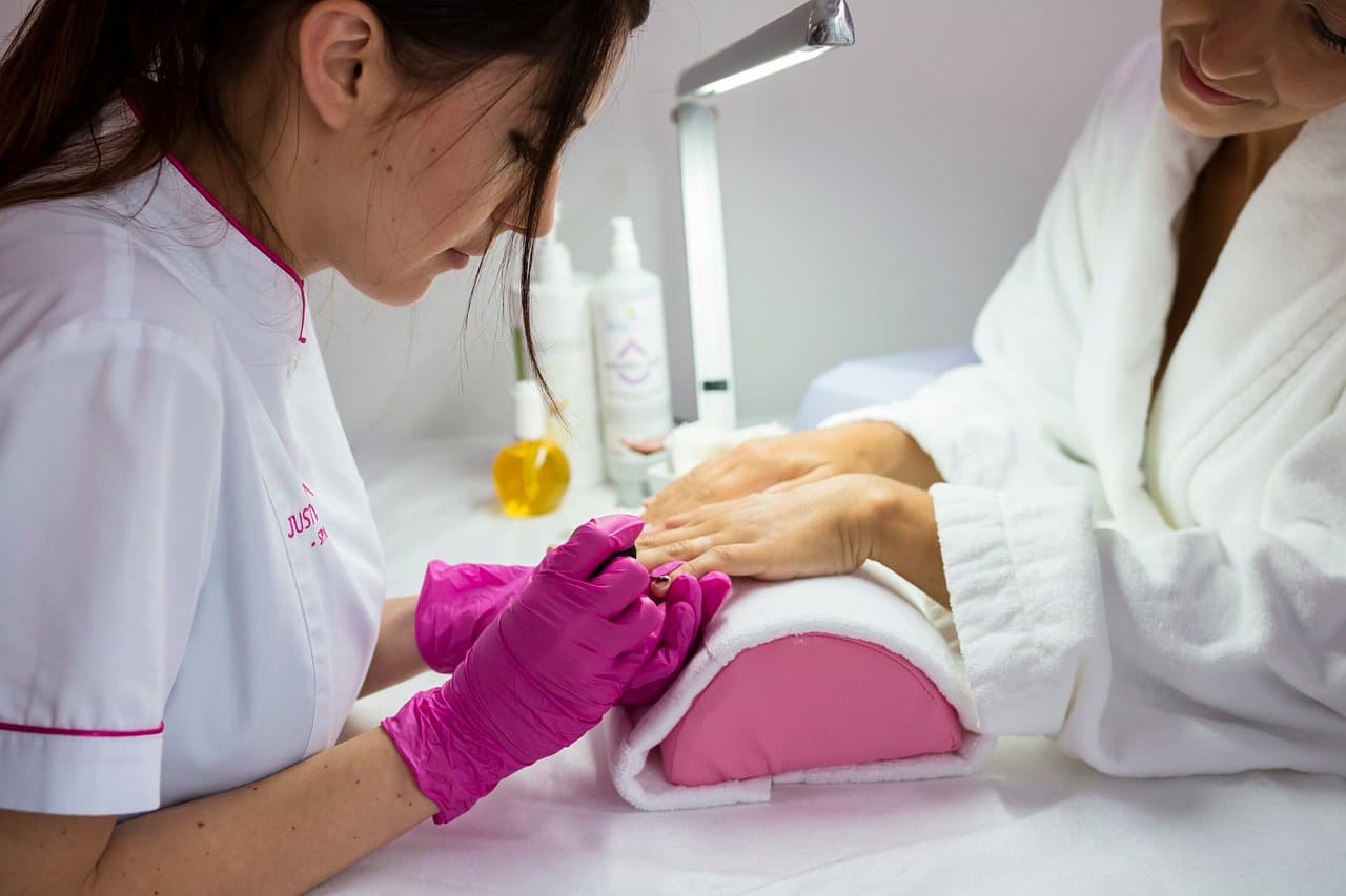 beautician photo